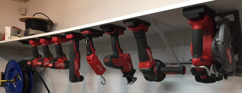Milwaukee M18 / M12 falra szerelhető géptartó